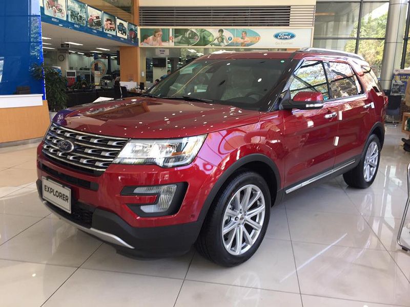 Ford Explorer 2.3L Ecoboost Đỏ Rubi