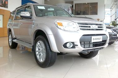 Công ty cho thuê xe 7 Chỗ Ford Everest giá rẻ Nha Trang
